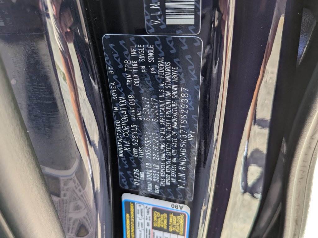 Certified 2026 Kia Carnival FWD image 38