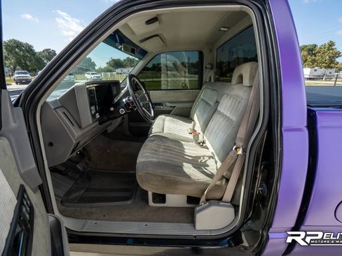 Used 1994 Chevrolet Silverado 1500 2WD Regular Cab image 47