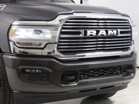 Used 2024 RAM 2500 Laramie image 38