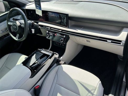 Certified 2026 Hyundai Tucson Limited image 21