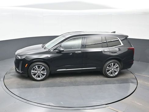 Used 2020 Cadillac XT6 Premium Luxury FWD image 18