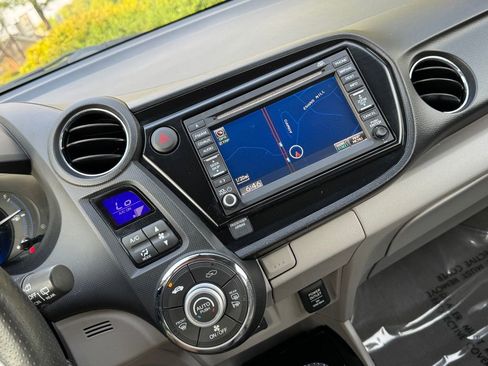 Used 2013 Honda Insight EX image 28