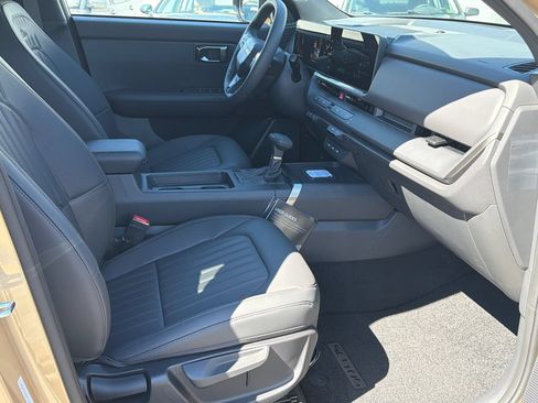 New 2027 Kia Seltos X-Line S w/ X-Line S Premium Package AWD/4WD image 13