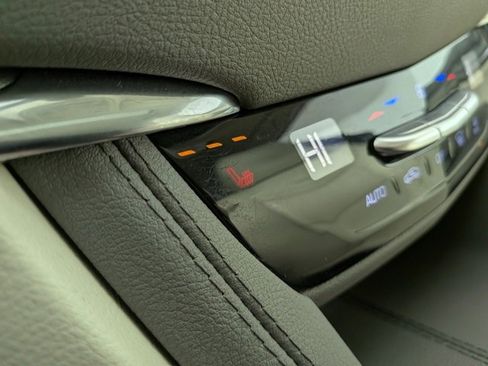 Certified 2023 Cadillac XT5 Premium Luxury w/ LPO, Floor Liner Package image 26