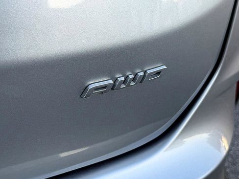 Certified 2022 Ford Edge Titanium image 9