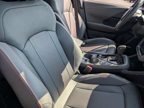 Used 2025 Subaru Crosstrek 2.5i Limited w/ Crosstrek Mirror Package image 22