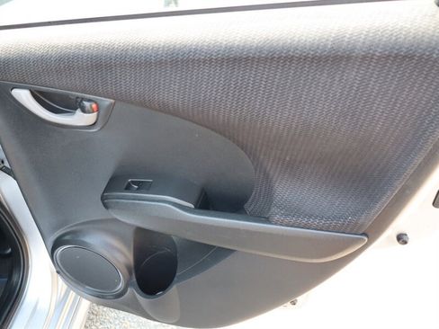 Used 2013 Honda Fit Sport image 11