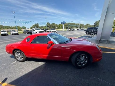 Used 2005 Ford Thunderbird RWD image 7
