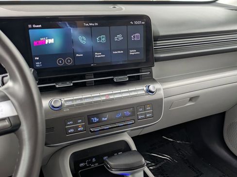 Used 2025 Hyundai Kona SEL FWD image 15