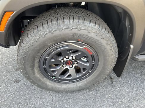 New 2026 Nissan Frontier PRO-4X w/ Pro-4x Convenience Package image 31