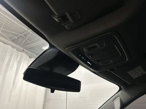 Used 2024 Chevrolet Silverado 2500 LT image 21