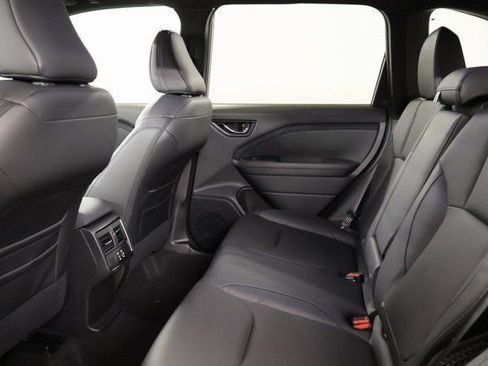 New 2025 Subaru Forester Limited image 29