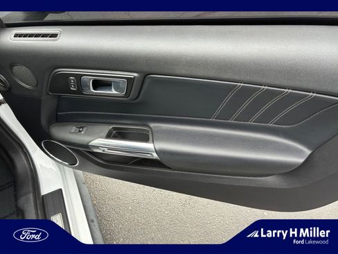 Used 2019 Ford Mustang Premium image 16