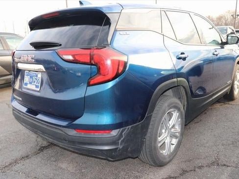 Used 2020 GMC Terrain SLE FWD image 3