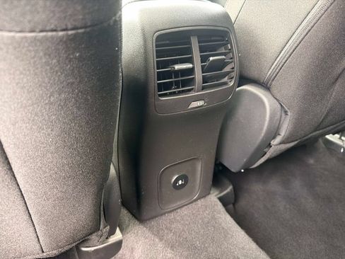 Used 2025 Ford Escape Active w/ Tech Pack #1 AWD/4WD image 17