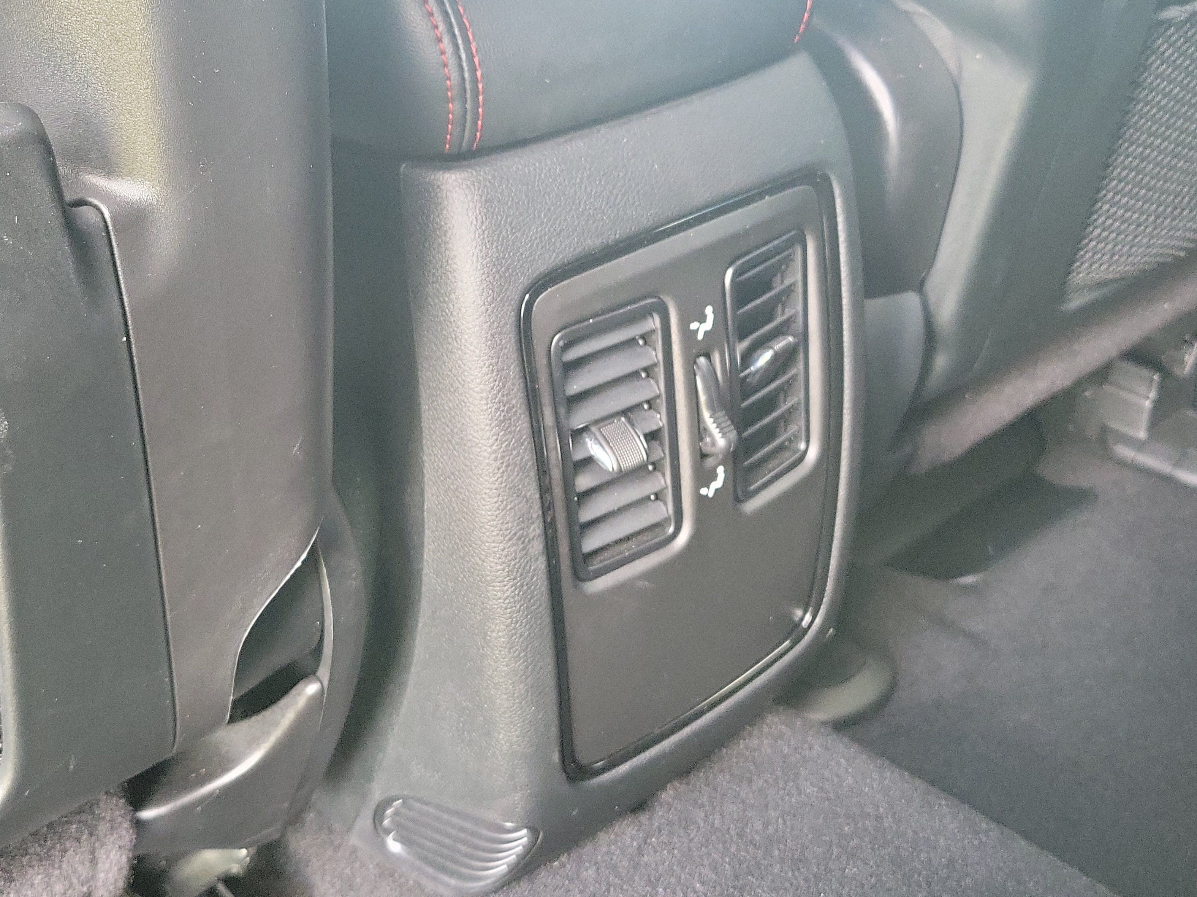 Used 2026 Dodge Durango GT w/ Tow 'N Go Package AWD/4WD image 13
