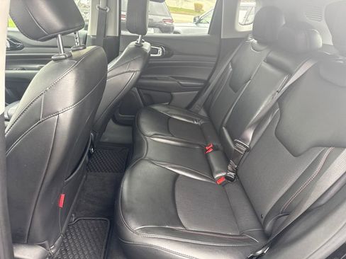 Used 2022 Jeep Compass Trailhawk image 25