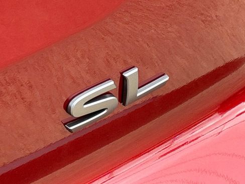 New 2026 Nissan Pathfinder SL FWD image 10