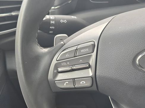 Used 2022 Hyundai Ioniq SE image 37
