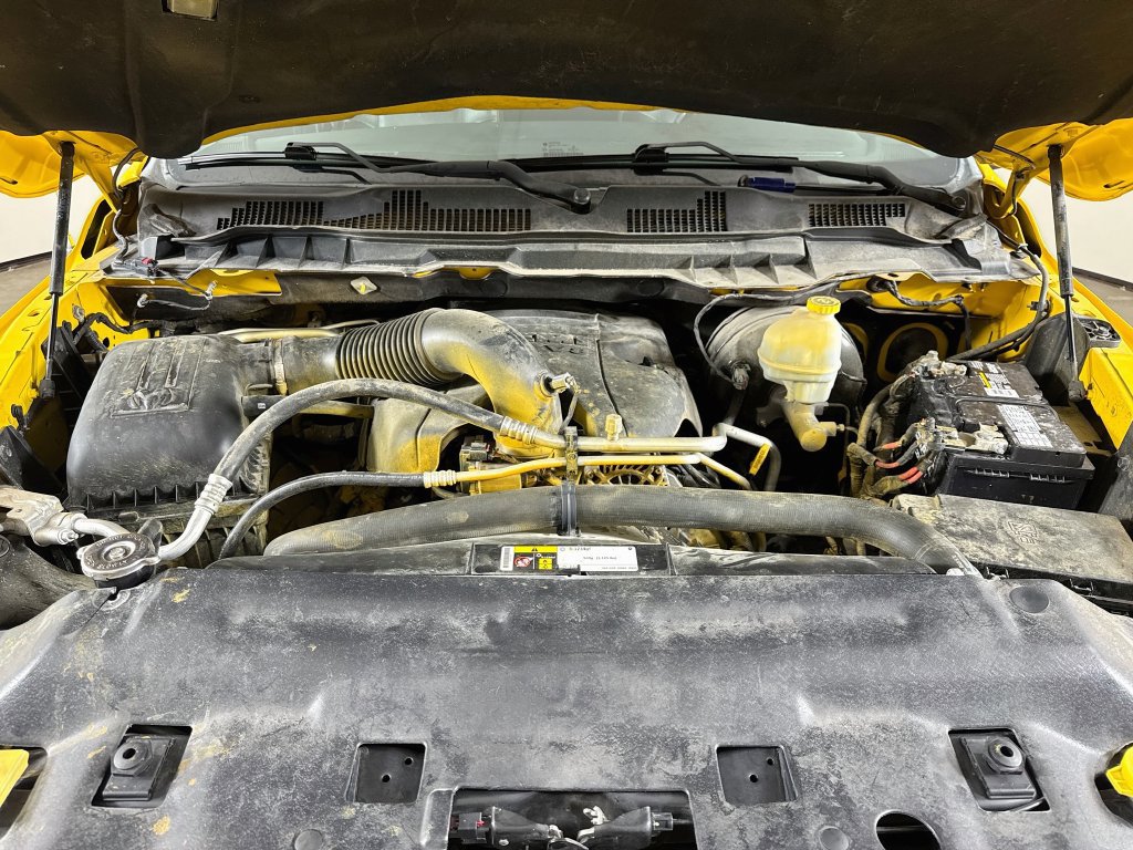 Used 2016 RAM 1500 Sport w/ Stinger Yellow Sport Package AWD/4WD image 31