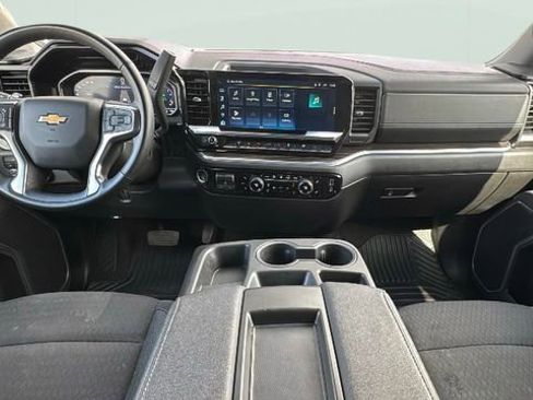 Used 2025 Chevrolet Silverado 2500 LT w/ Safety Package AWD/4WD image 12