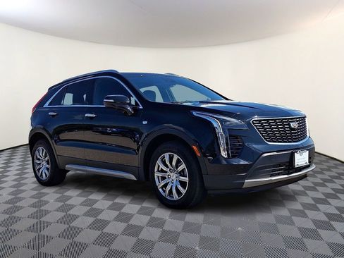 Used 2022 Cadillac XT4 Premium Luxury w/ Safety Alert Package image 3