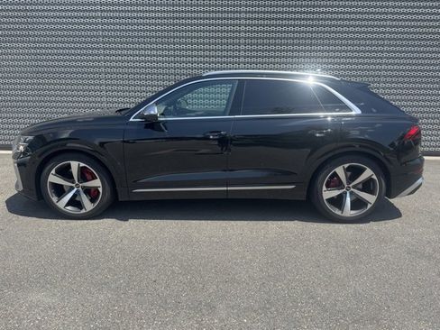 New 2025 Audi SQ8 Premium Plus image 2