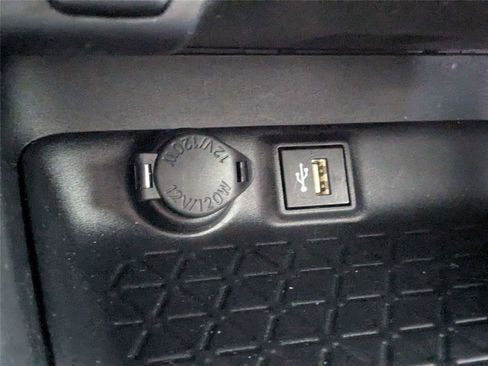 Used 2024 Toyota RAV4 AWD Hybrid image 22