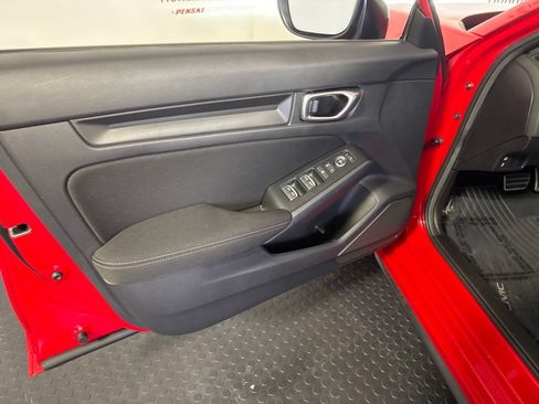 Used 2023 Honda Civic Sport image 14