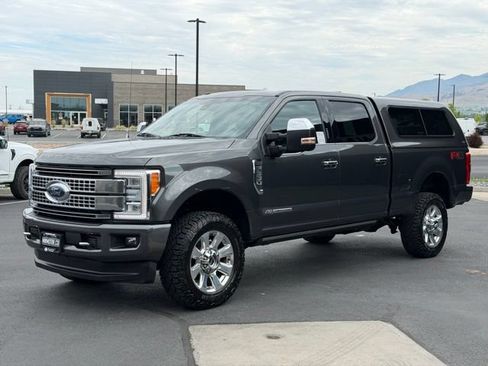 Used 2018 Ford F350 Platinum w/ Platinum Ultimate Package AWD/4WD image 12