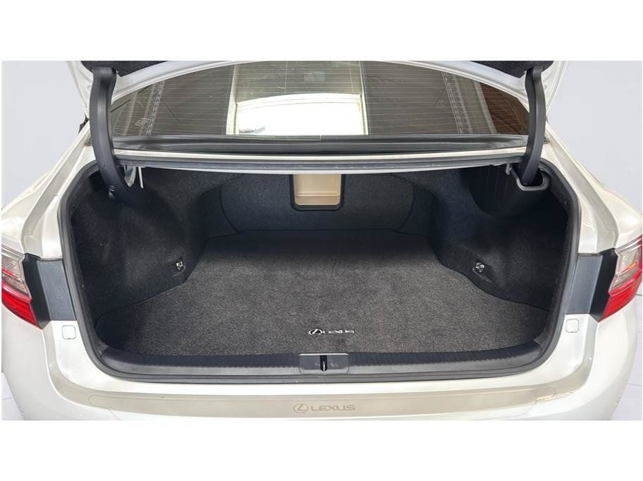 Used 2016 Lexus ES 350 w/ Luxury Package w/Wood Trim FWD image 20