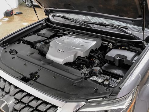 Used 2022 Lexus GX 460 Luxury w/ Sport Design Package image 45