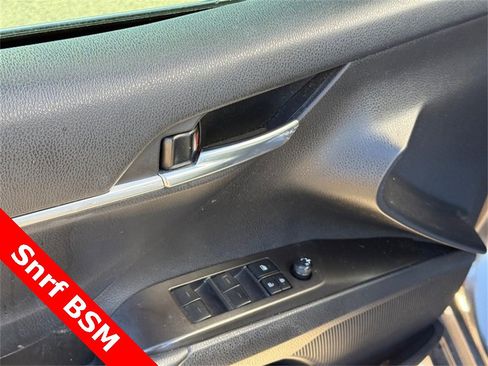 Used 2023 Toyota Camry SE w/ Convenience Package image 18