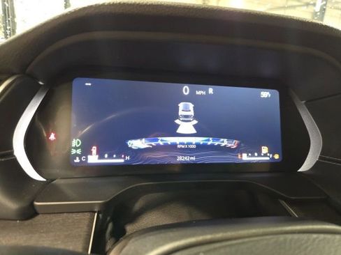 Used 2023 Jeep Grand Cherokee Limited image 16