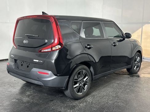 Used 2020 Kia Soul EX image 11