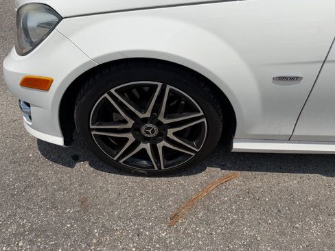 Used 2013 Mercedes-Benz C 250 Coupe image 9