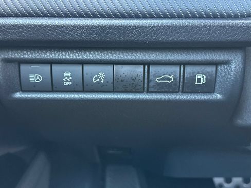 Used 2025 Toyota Camry SE FWD image 29