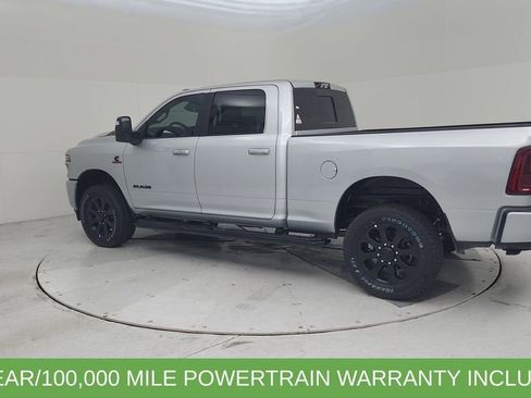 New 2026 RAM 2500 Laramie w/ Night Edition AWD/4WD image 10