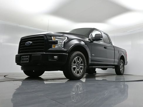 Used 2016 Ford F150 XLT image 40