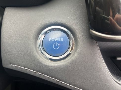 Used 2022 Toyota Highlander XLE image 45