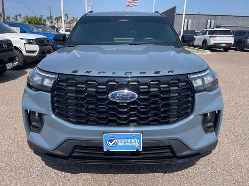 Used 2025 Ford Explorer ST-Line RWD image 2