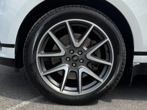 Used 2023 Land Rover Range Rover Velar R-Dynamic S image 89