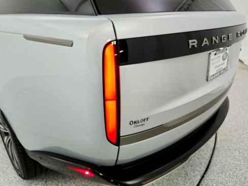 Certified 2023 Land Rover Range Rover SE AWD/4WD image 33