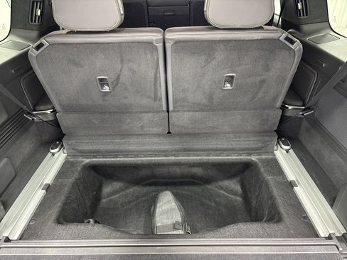 Used 2023 Rivian R1S Launch Edition image 26