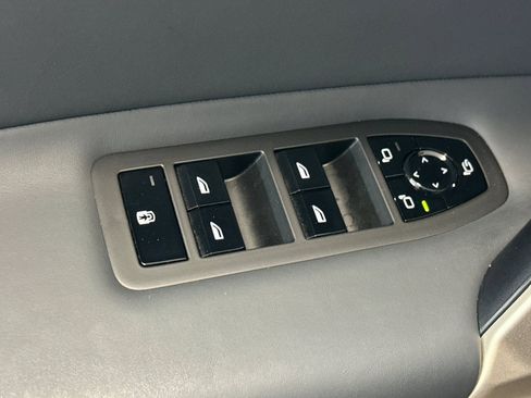 Certified 2023 BMW iX xDrive50 w/ Ultimate Package 2 image 13