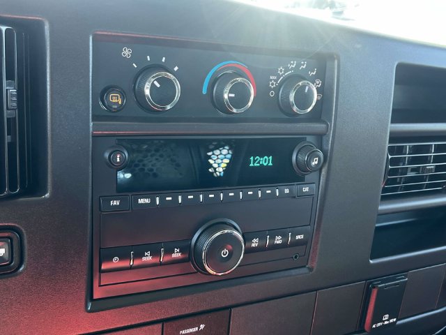 Used 2025 Chevrolet Express 2500 w/ Driver Convenience Package RWD image 26