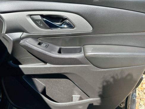 Used 2018 Chevrolet Traverse LT AWD/4WD image 34