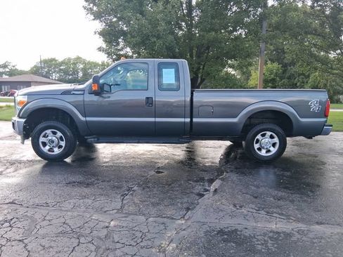 Used 2016 Ford F250 XL w/ XL Appearance Package AWD/4WD image 3
