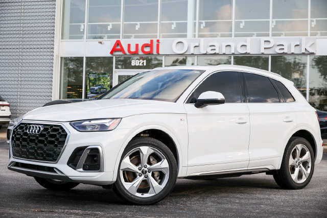 Certified 2023 Audi Q5 2.0T Premium Plus w/ Premium Plus Package AWD/4WD image 2
