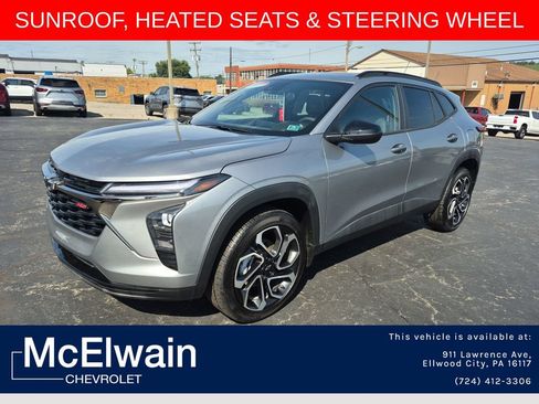 Used 2026 Chevrolet Trax RS w/ Sunroof Package FWD image 11